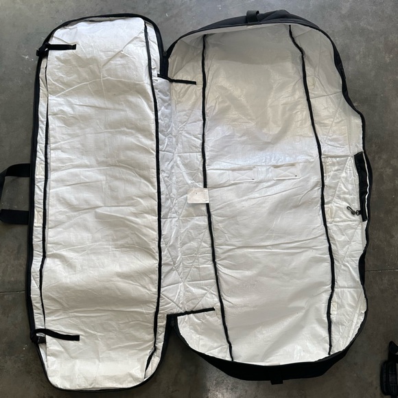 Dakine Hydro Foil Quiver Bag 135 - Picture 9 of 10